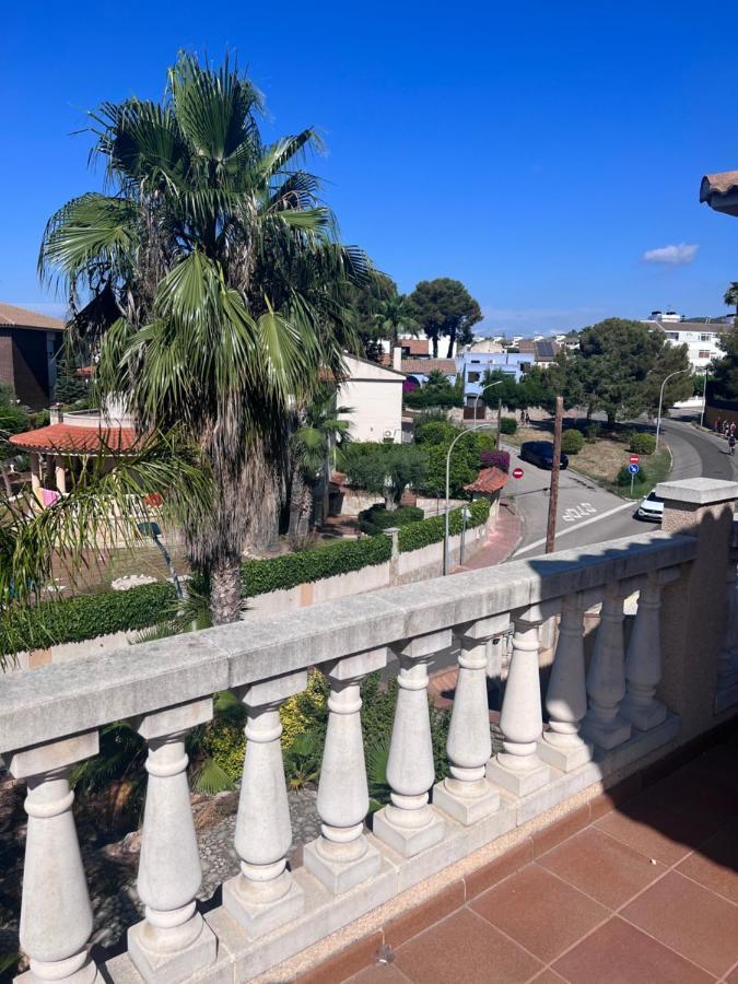 Willa Con Piscina El Vendrell Exterior photo