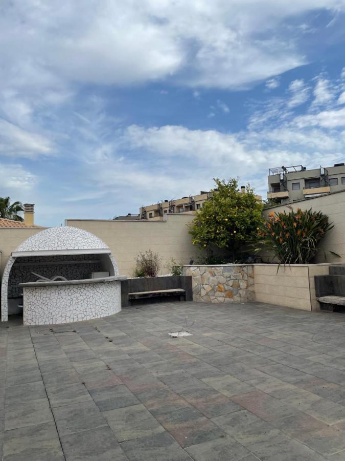 Willa Con Piscina El Vendrell Exterior photo